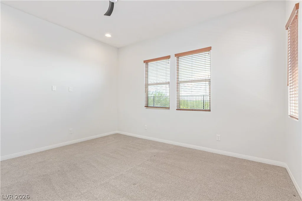 298 Nine Mile Creek, Las Vegas, NV 89138