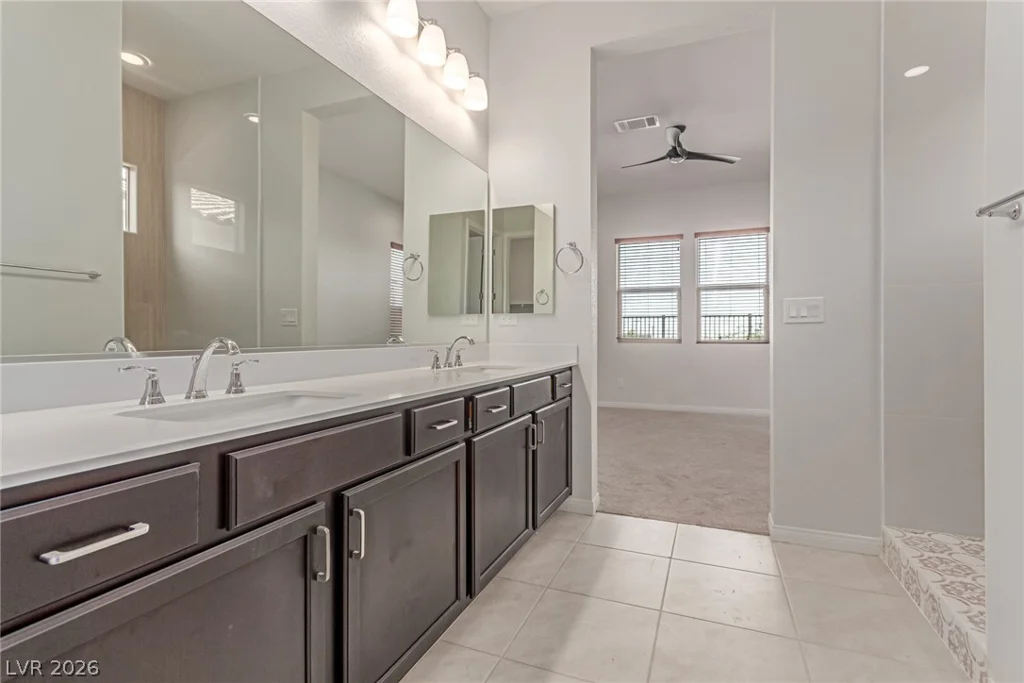 298 Nine Mile Creek, Las Vegas, NV 89138