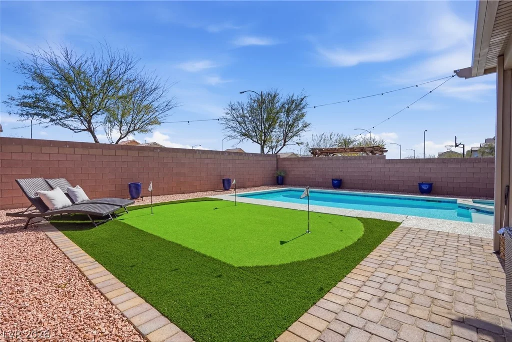 8138 Shale Canyon, Las Vegas, NV 89139
