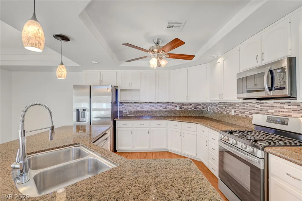 2731 Legend Hollow, Henderson, NV 89074