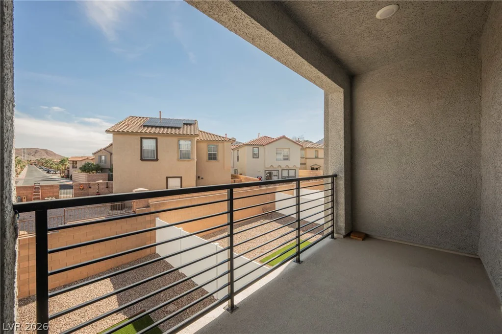 1048 Gabriela Ridge, Henderson, NV 89002
