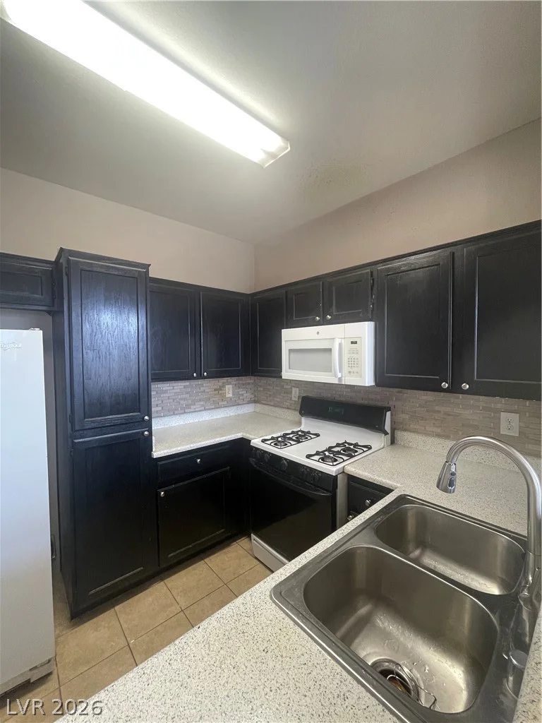 1237 Nevada Sky, Las Vegas, NV 89128