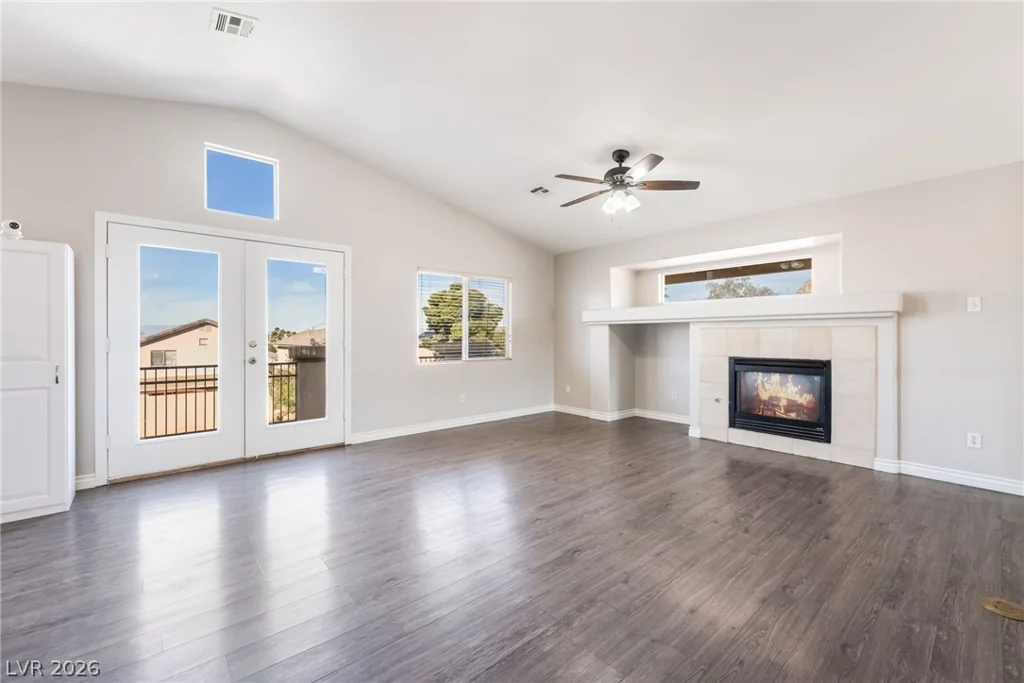 1892 Pyle, Las Vegas, NV 89183