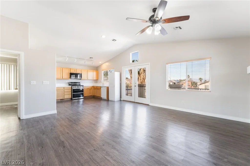 1892 Pyle, Las Vegas, NV 89183