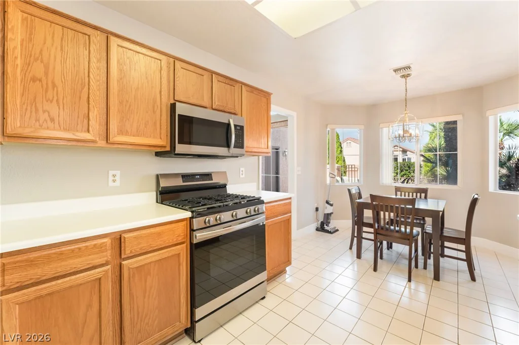 8841 Faircrest, Las Vegas, NV 89134