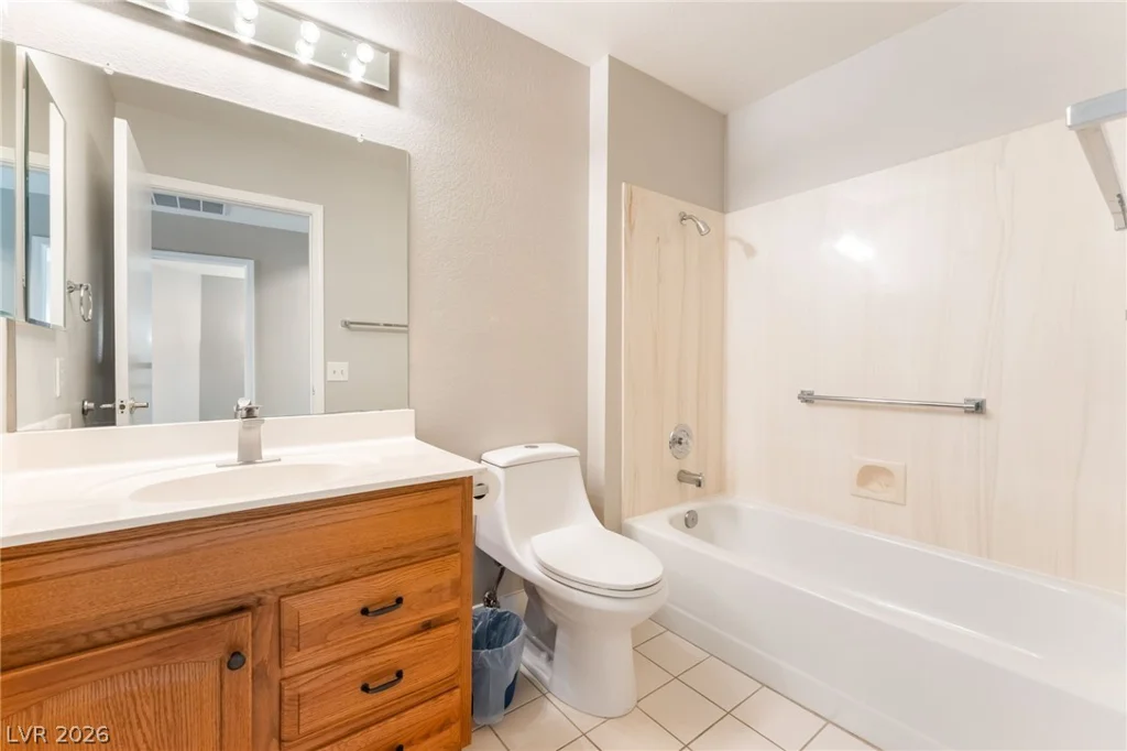 8841 Faircrest, Las Vegas, NV 89134