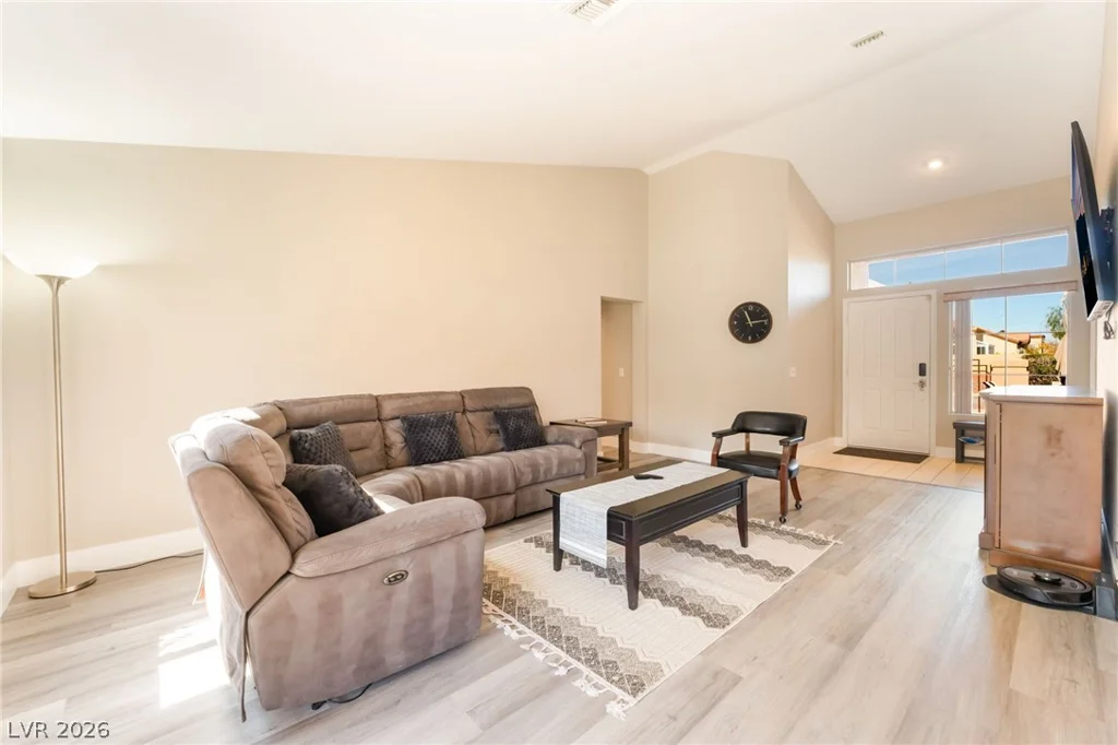 8841 Faircrest, Las Vegas, NV 89134
