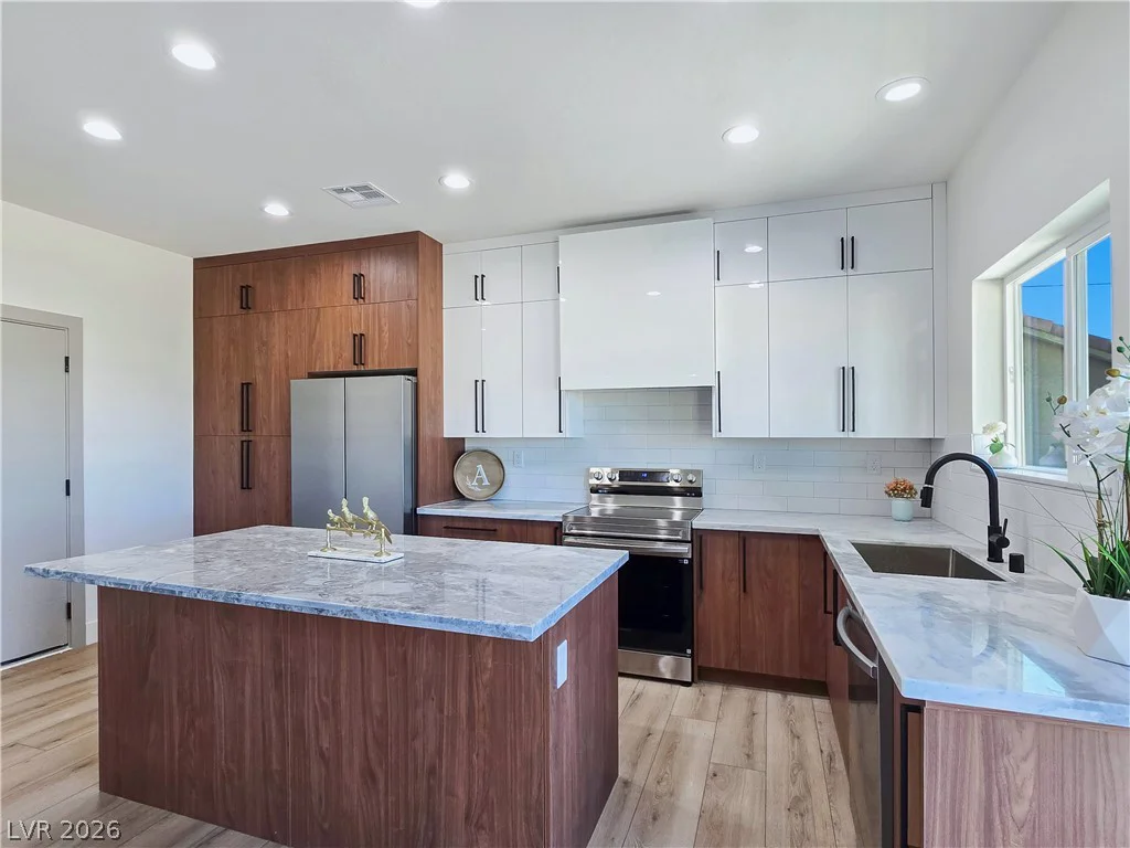 2886 Mount Charleston, Pahrump, NV 89048