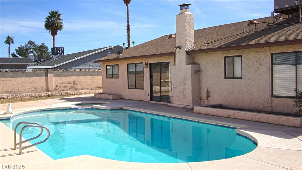 2210 Reno, Las Vegas, NV 89119