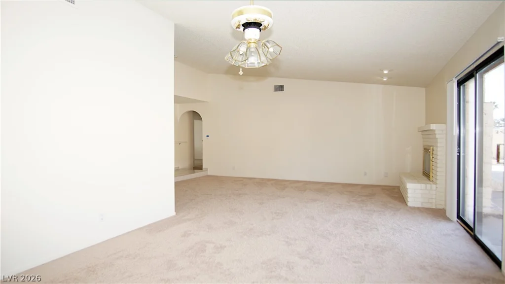 2210 Reno, Las Vegas, NV 89119