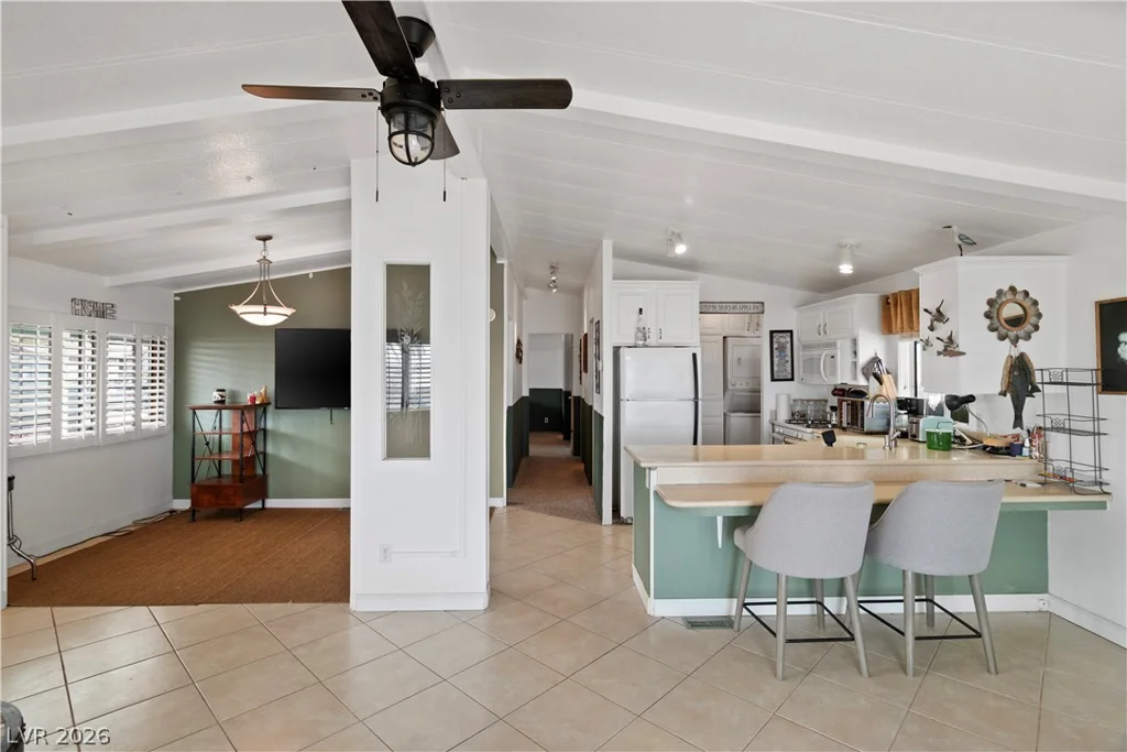 1655 Granada, Laughlin, NV 89029