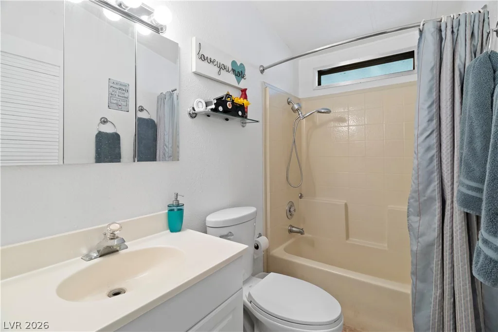 1655 Granada, Laughlin, NV 89029