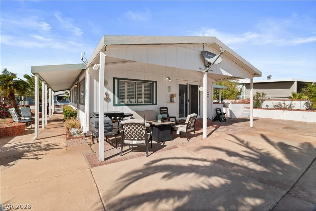 1655 Granada, Laughlin, NV 89029
