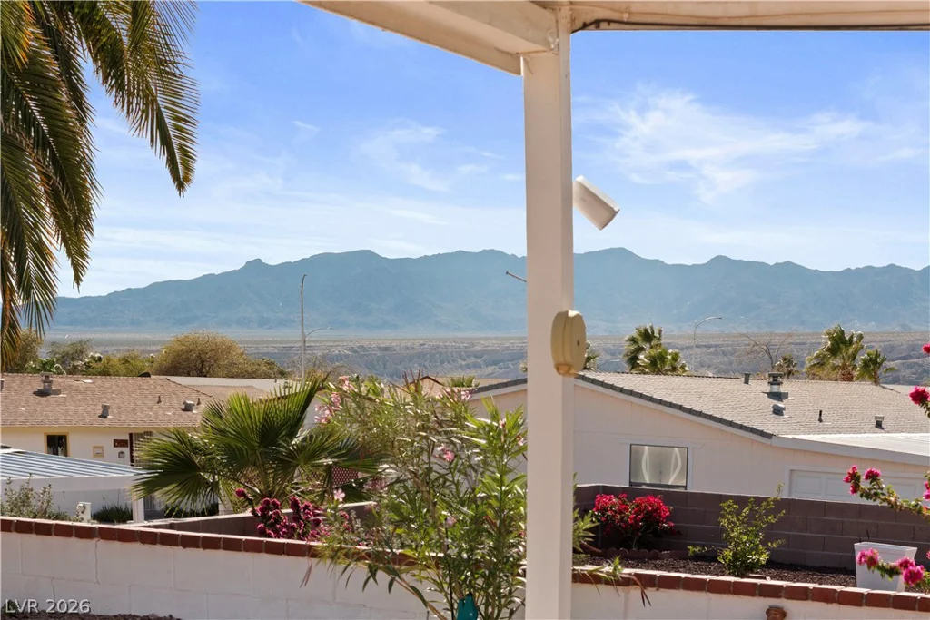 1655 Granada, Laughlin, NV 89029