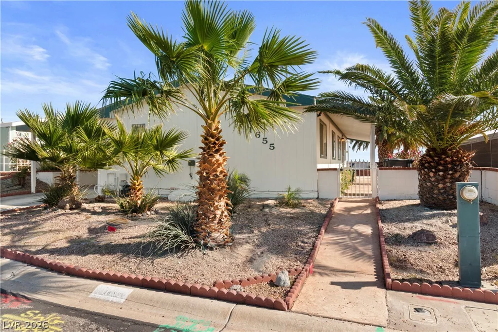 1655 Granada, Laughlin, NV 89029