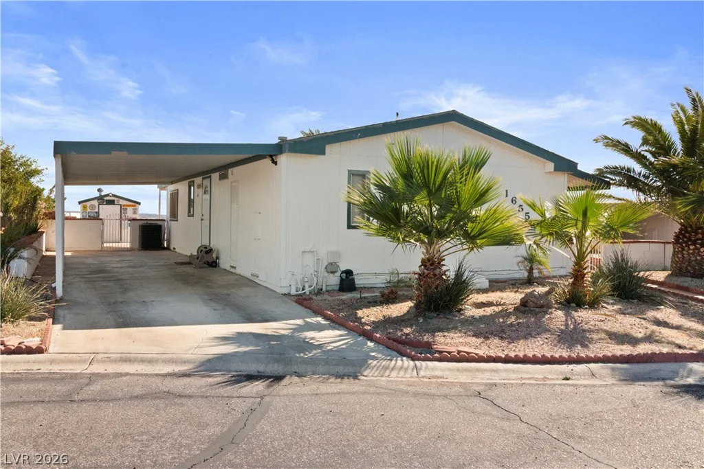 1655 Granada, Laughlin, NV 89029