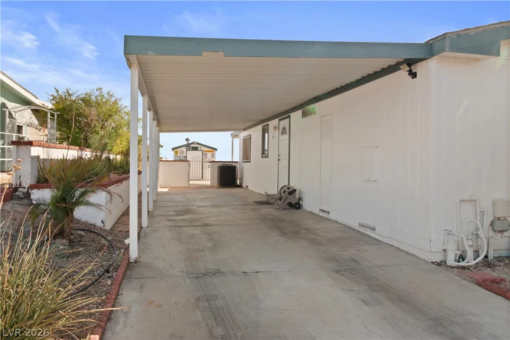 1655 Granada, Laughlin, NV 89029