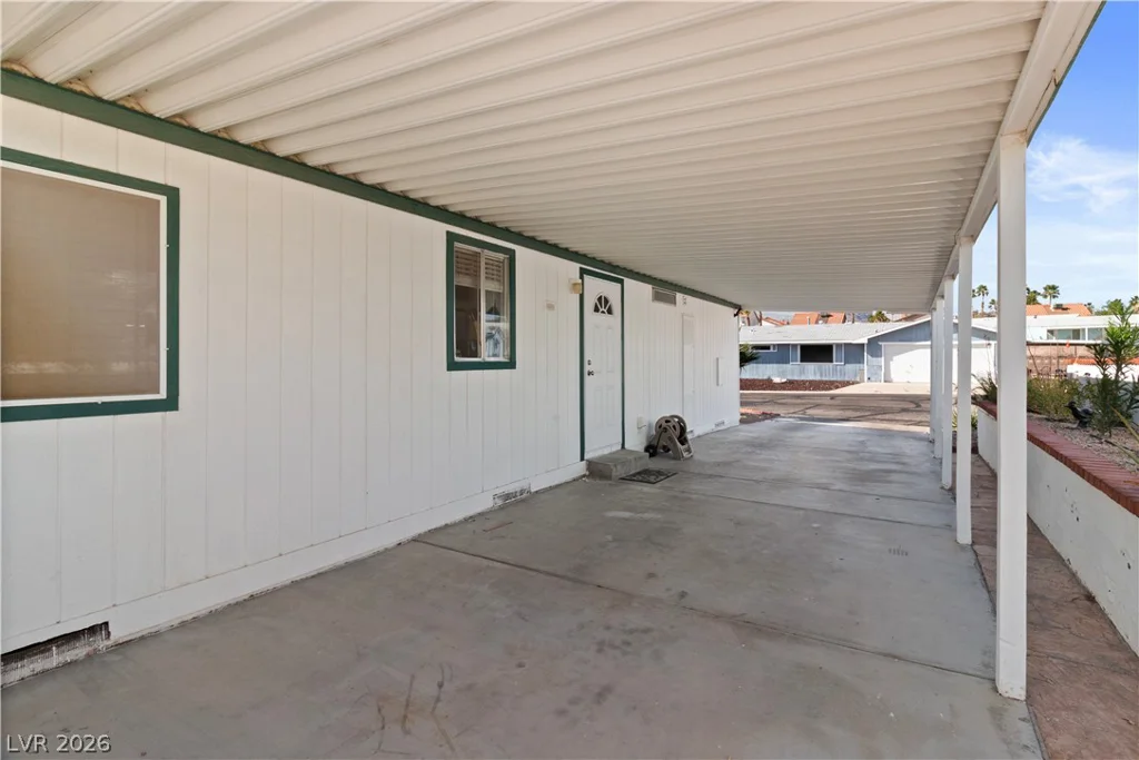 1655 Granada, Laughlin, NV 89029