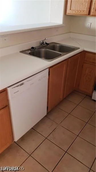 1236 Dusty Creek, Las Vegas, NV 89128