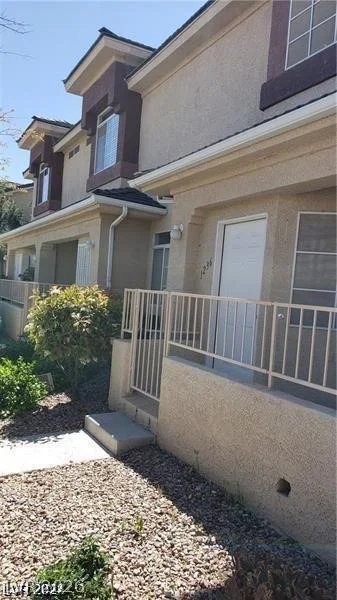 1236 Dusty Creek, Las Vegas, NV 89128