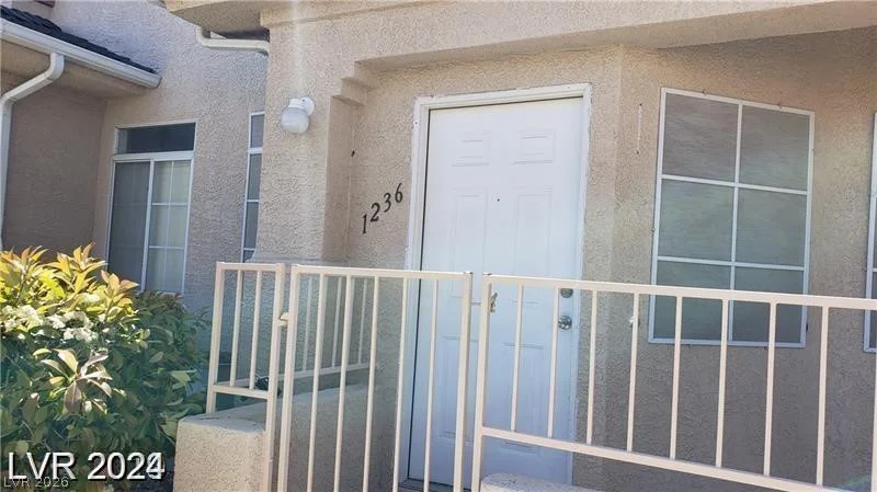 1236 Dusty Creek, Las Vegas, NV 89128