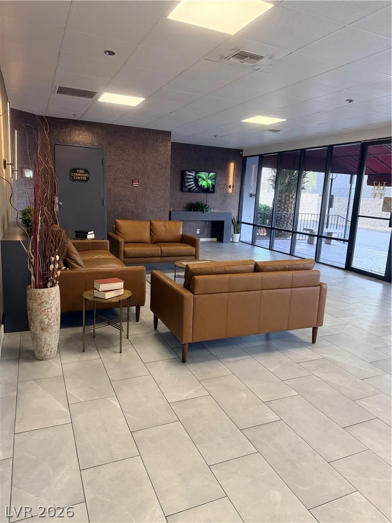 3930 University Center, Las Vegas, NV 89119