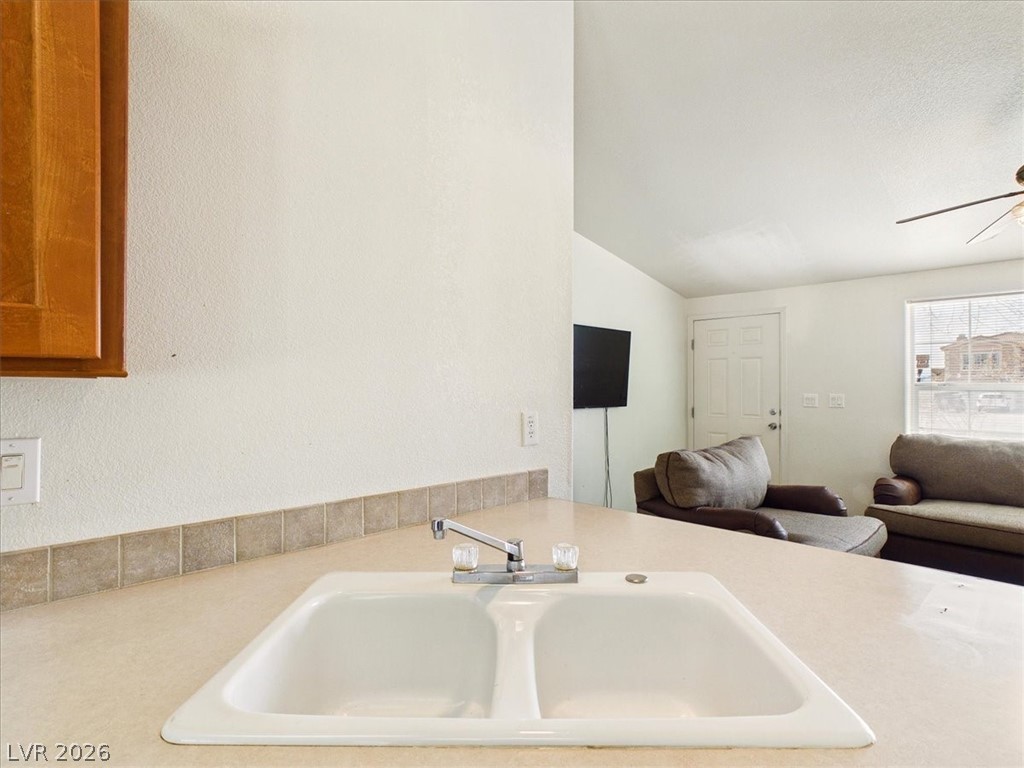 3951 Peggy, Pahrump, NV 89048