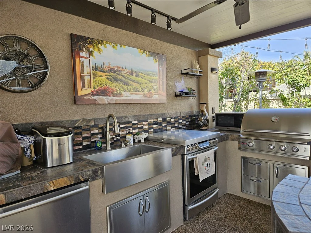 8175 Arville, Las Vegas, NV 89139