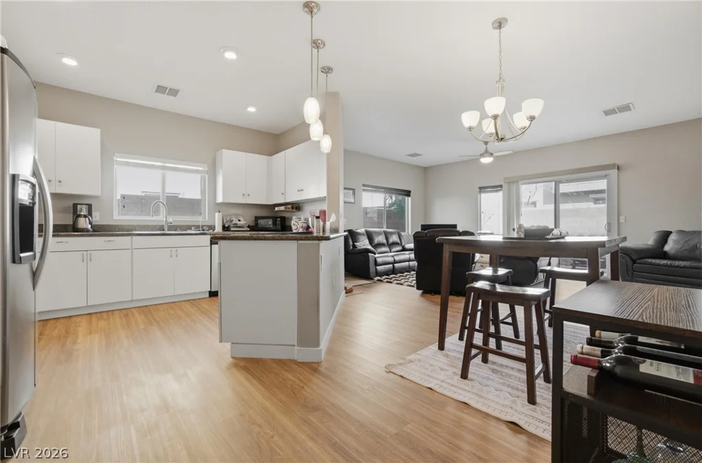6316 Snap Ridge, North Las Vegas, NV 89081