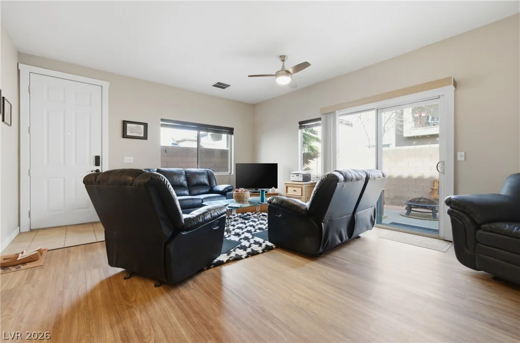 6316 Snap Ridge, North Las Vegas, NV 89081