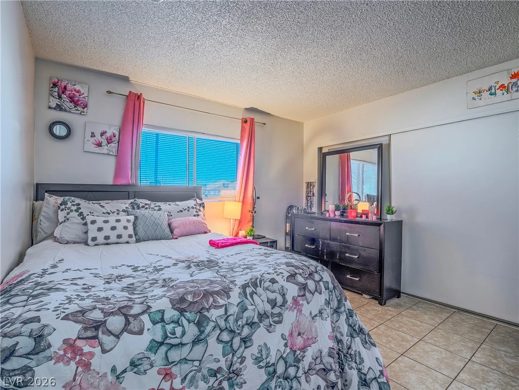 372 Linn, Las Vegas, NV 89110