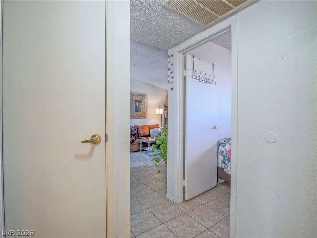 372 Linn, Las Vegas, NV 89110