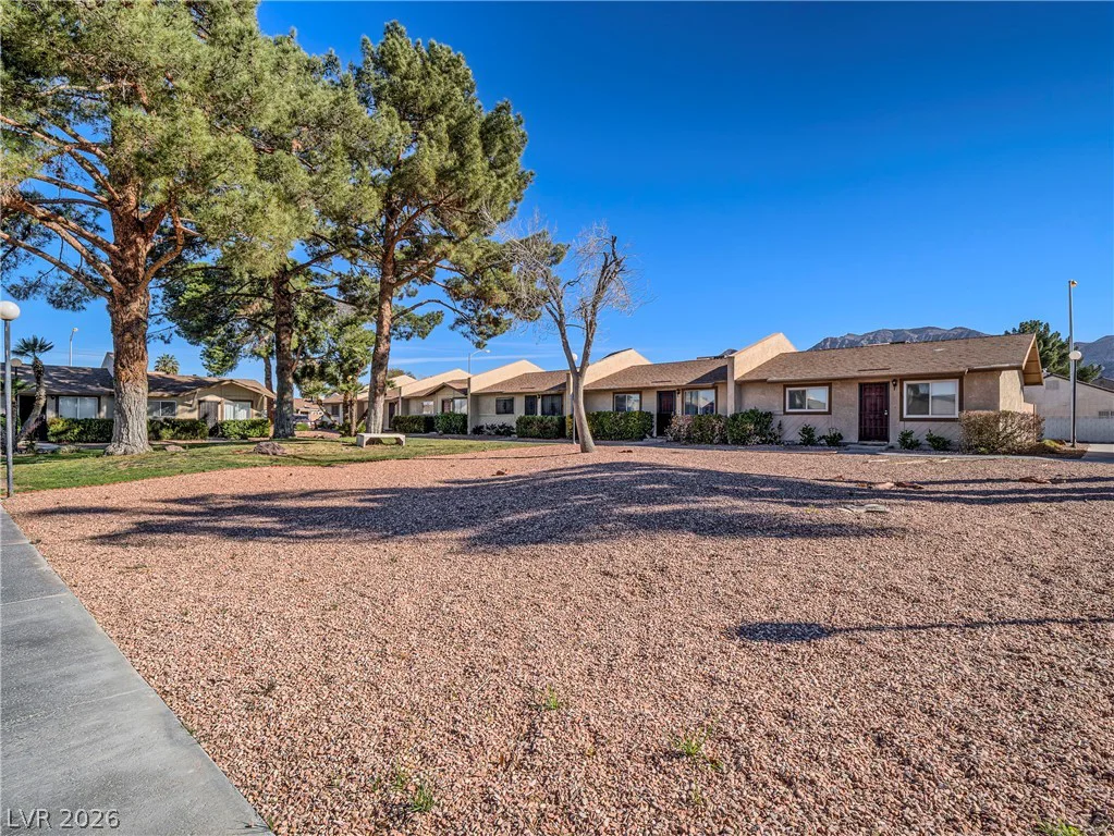372 Linn, Las Vegas, NV 89110