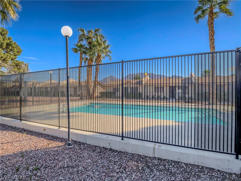 372 Linn, Las Vegas, NV 89110