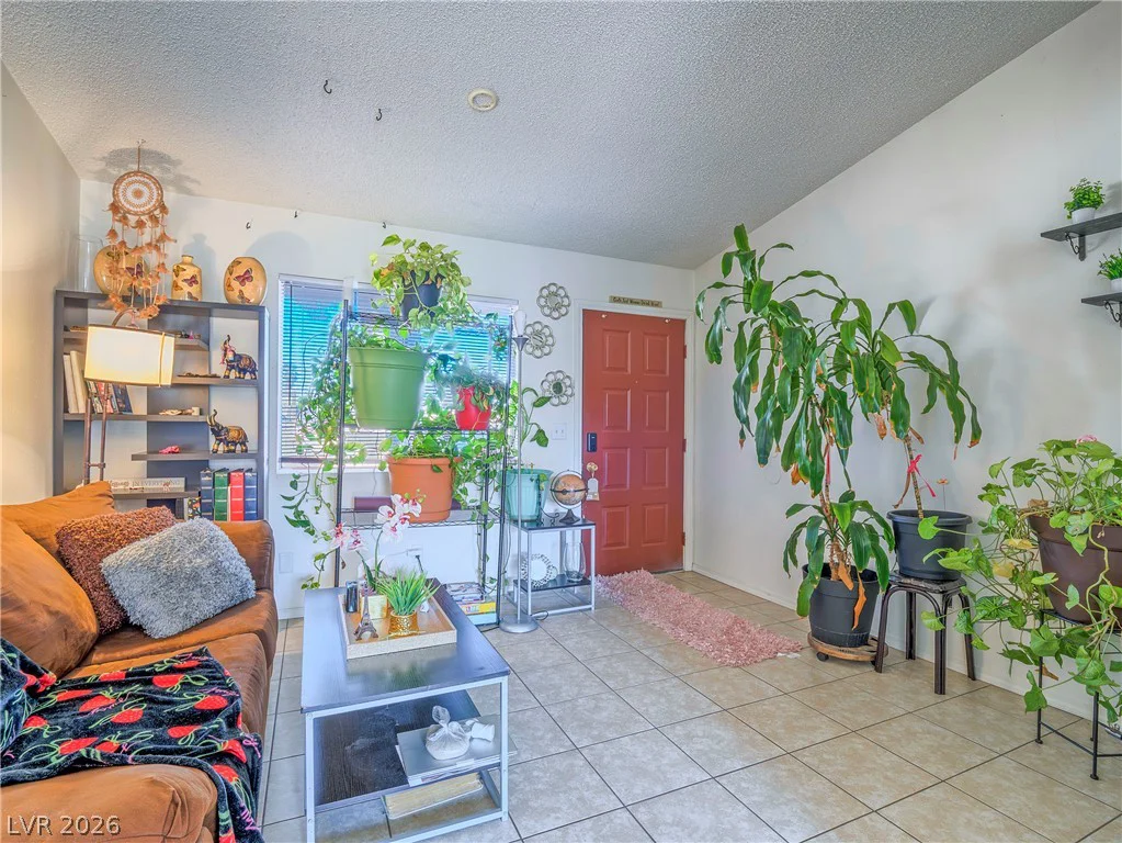 372 Linn, Las Vegas, NV 89110