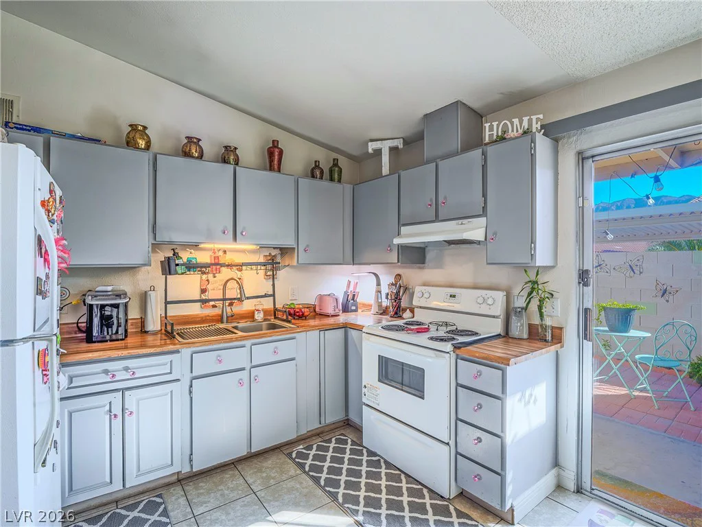 372 Linn, Las Vegas, NV 89110