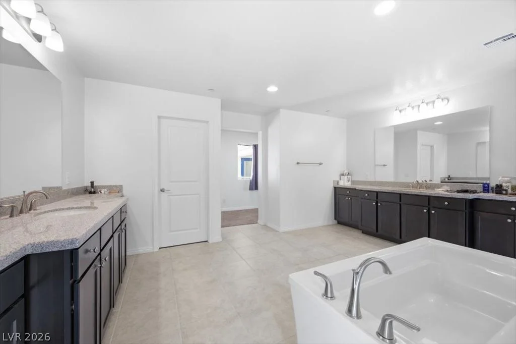 4522 Amazing View, Las Vegas, NV 89129