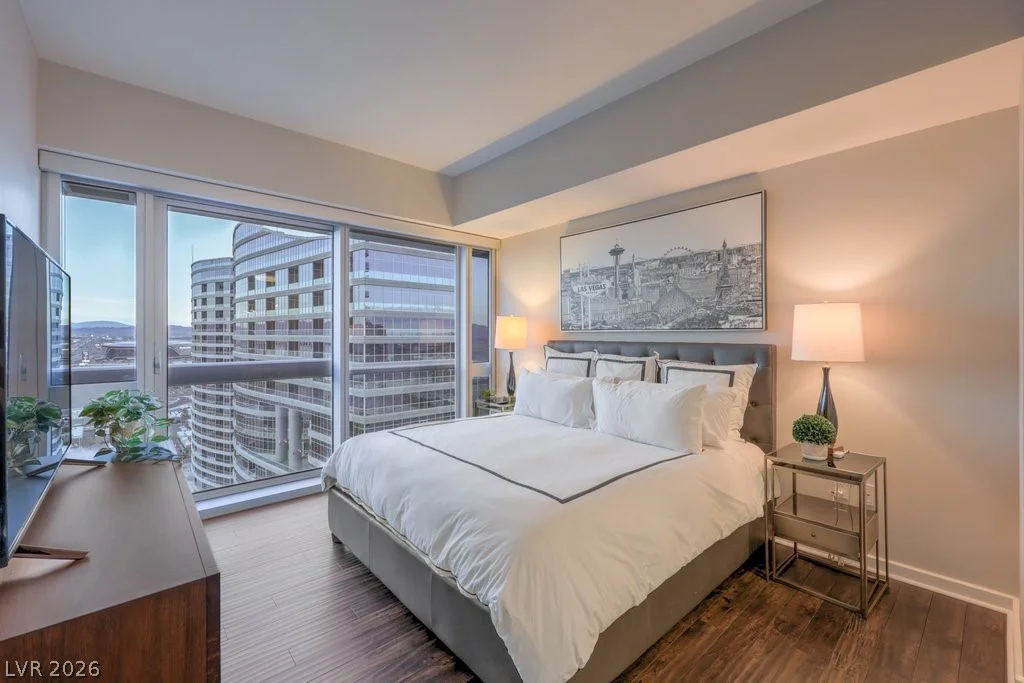 4471 Dean Martin, Las Vegas, NV 89103