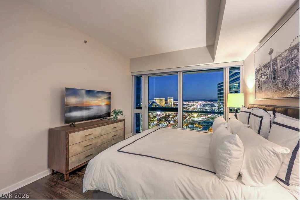 4471 Dean Martin, Las Vegas, NV 89103