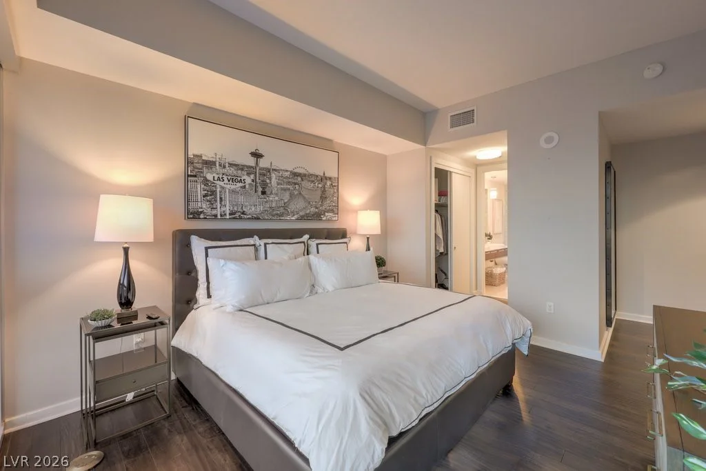 4471 Dean Martin, Las Vegas, NV 89103