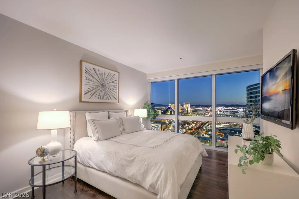4471 Dean Martin, Las Vegas, NV 89103