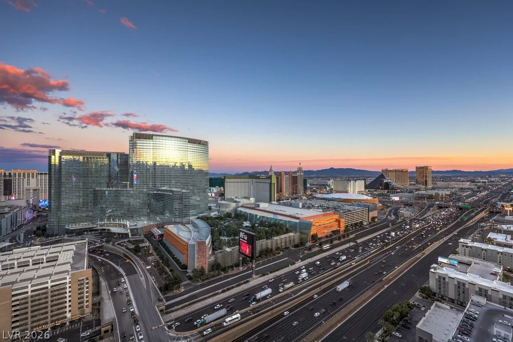 4471 Dean Martin, Las Vegas, NV 89103