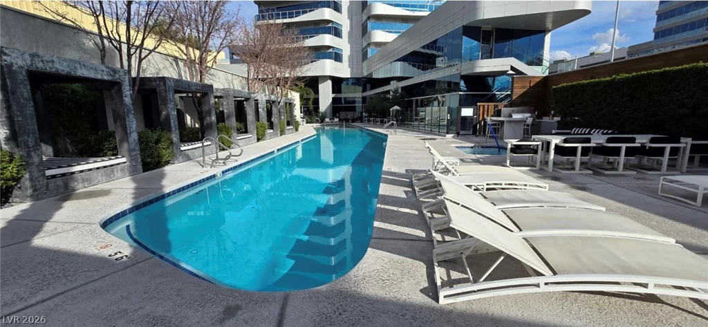 4471 Dean Martin, Las Vegas, NV 89103