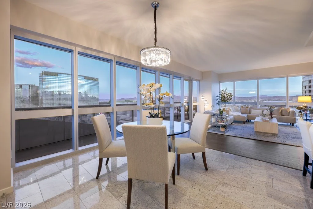 4471 Dean Martin, Las Vegas, NV 89103
