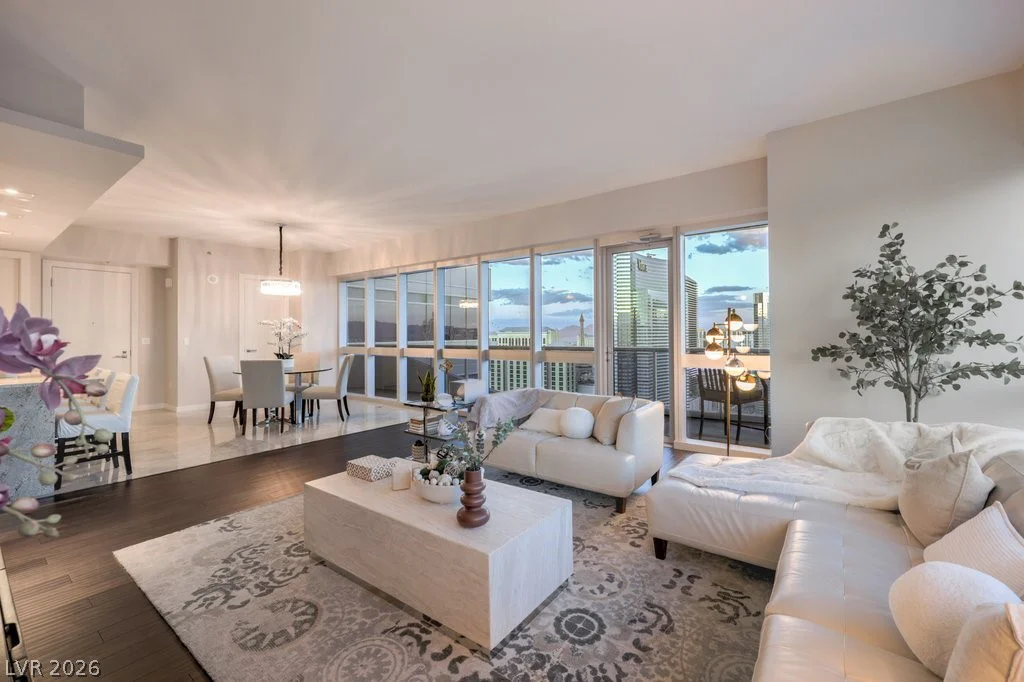 4471 Dean Martin, Las Vegas, NV 89103