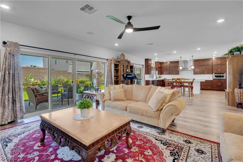 7260 Grace Estate, Las Vegas, NV 89113