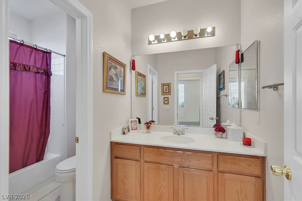 10105 Shore Pine, Las Vegas, NV 89129