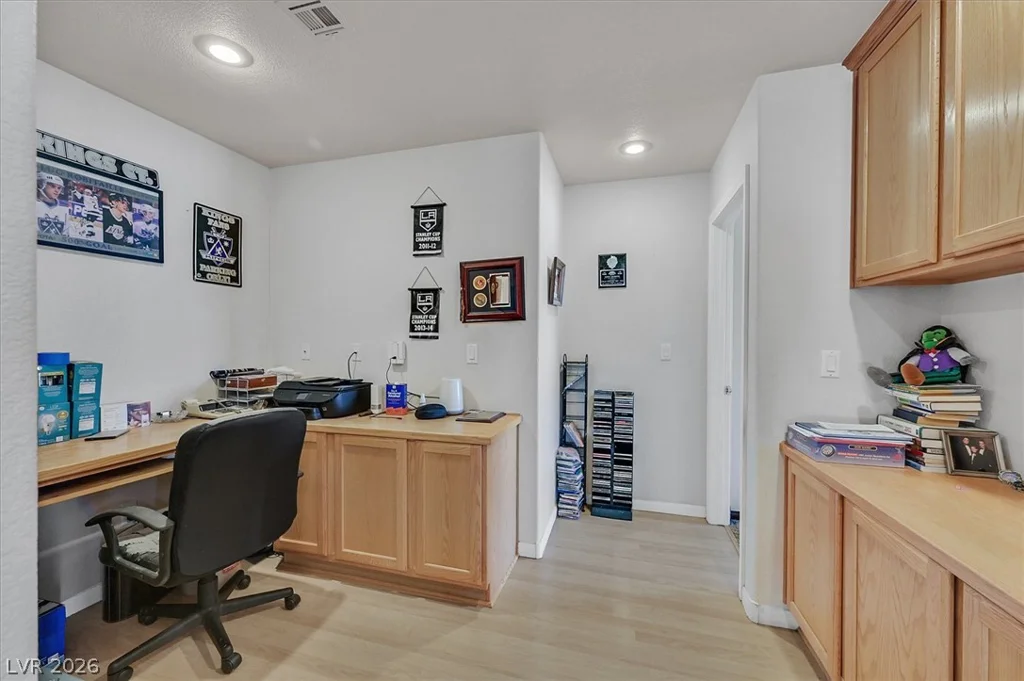 10105 Shore Pine, Las Vegas, NV 89129
