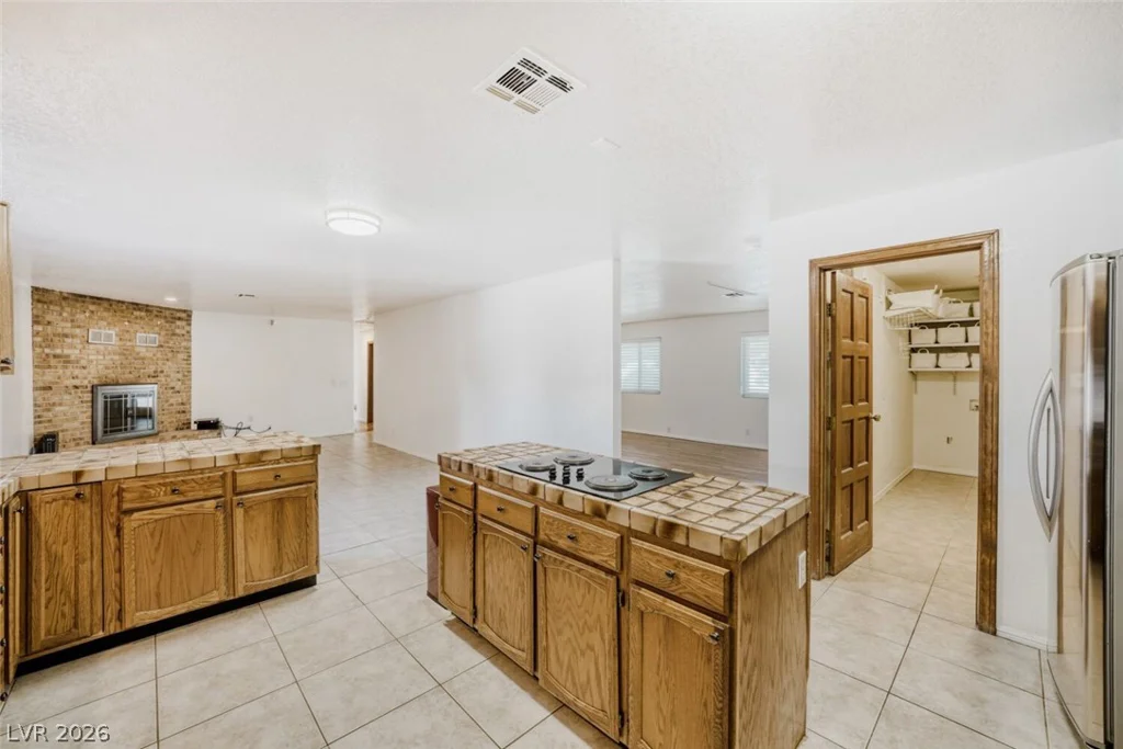 6151 Jo Marcy, Las Vegas, NV 89131