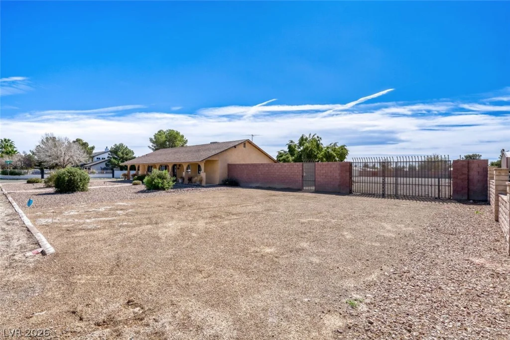 6151 Jo Marcy, Las Vegas, NV 89131